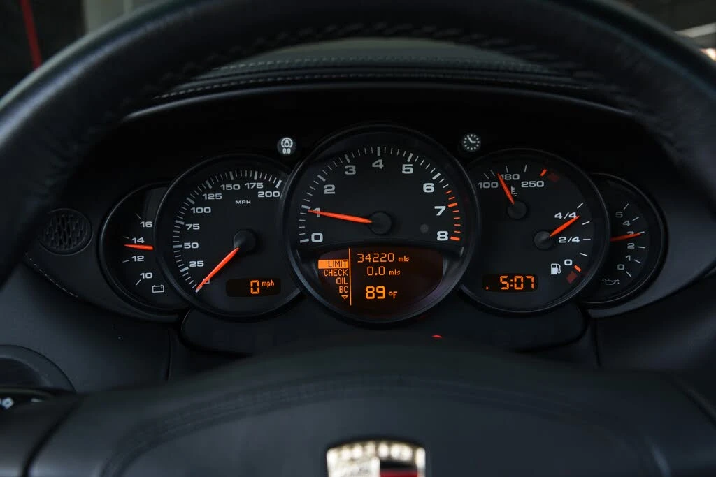 2001 Porsche 996 Turbo - Image 24 of 31
