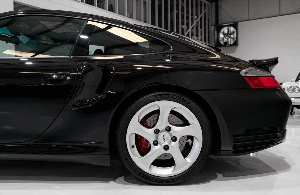 2001 Porsche 996 Turbo - Image 11 of 31