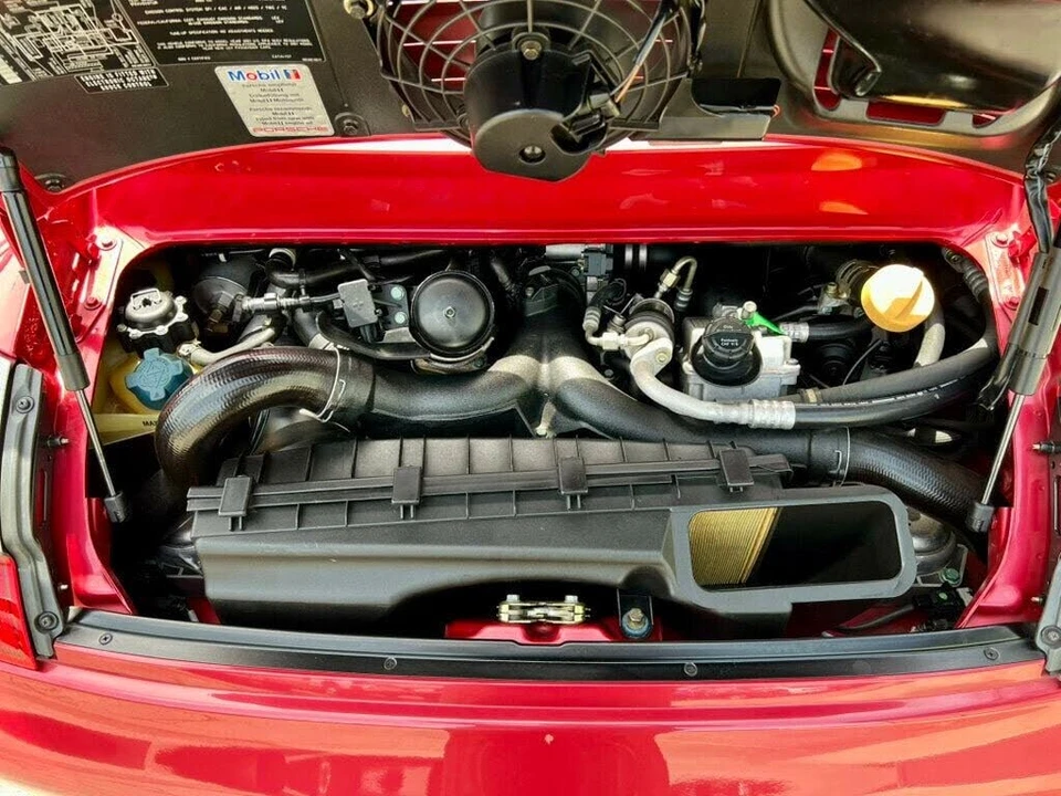 2001 Porsche 996 Turbo - Image 8 of 31