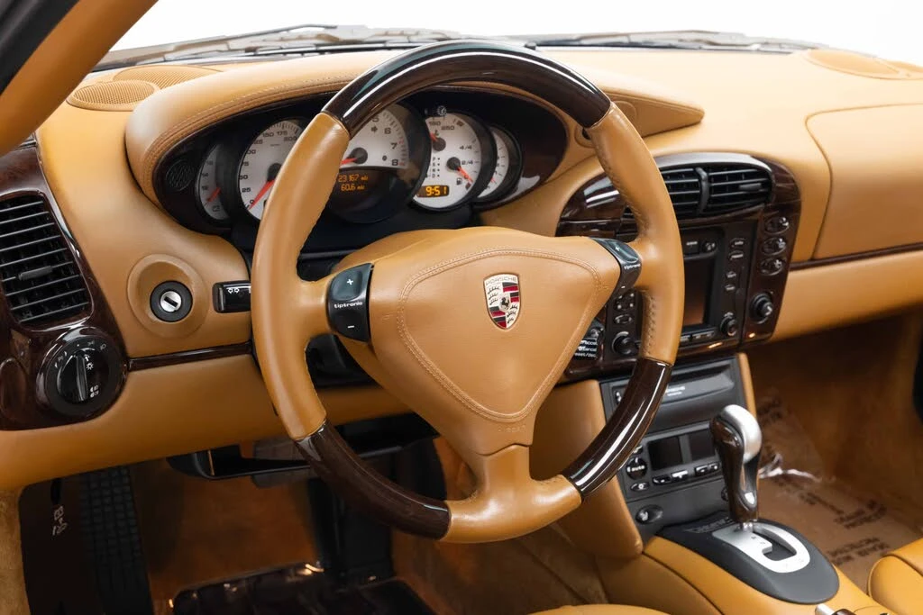 2001 Porsche 996 Turbo - Image 12 of 31