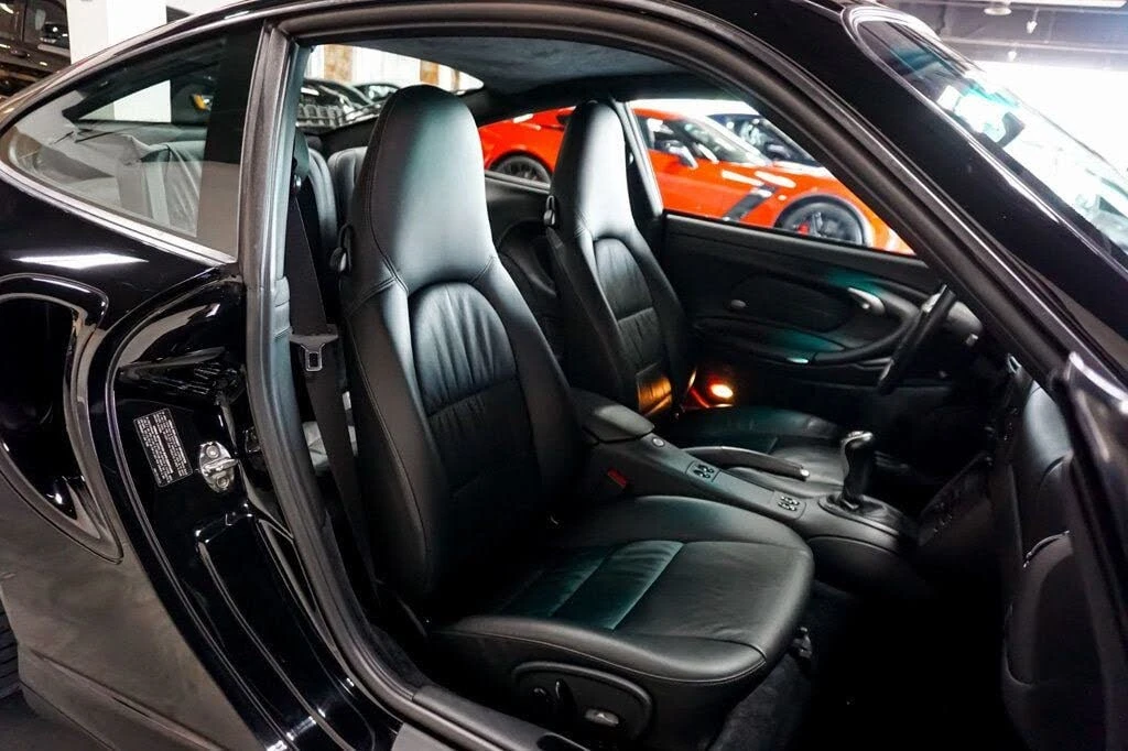 2001 Porsche 996 Turbo - Image 30 of 31