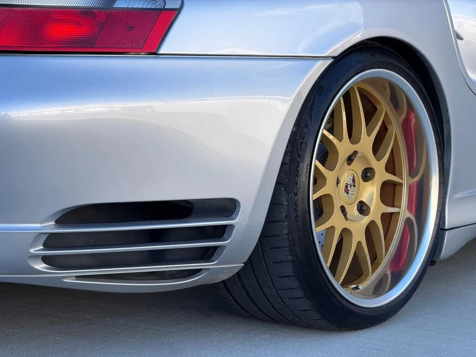 2001 Porsche 996 Turbo - Image 16 of 31