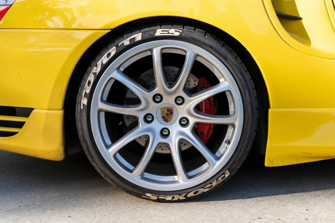 2001 Porsche 996 Turbo - Image 28 of 31