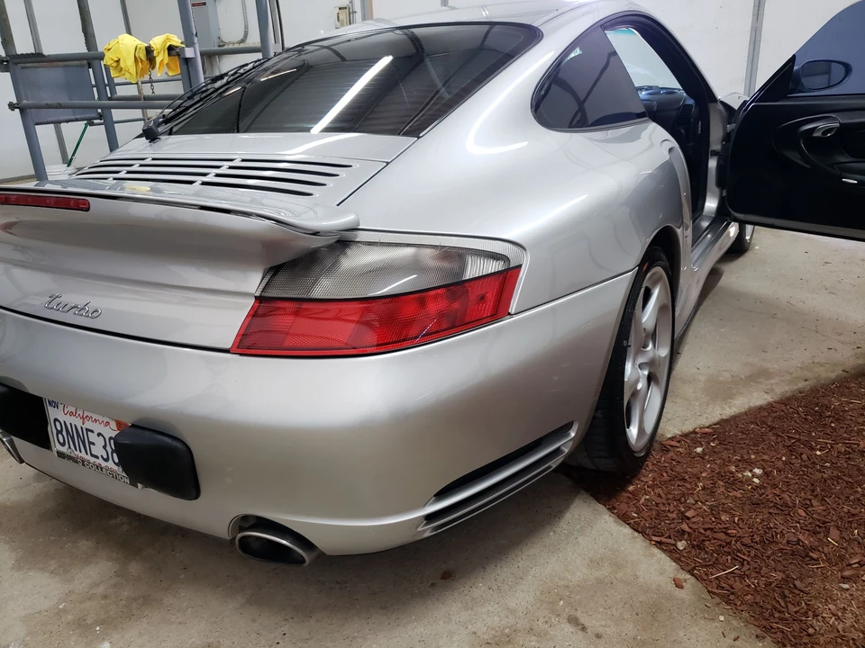 2001 Porsche 996 Turbo - Image 24 of 31