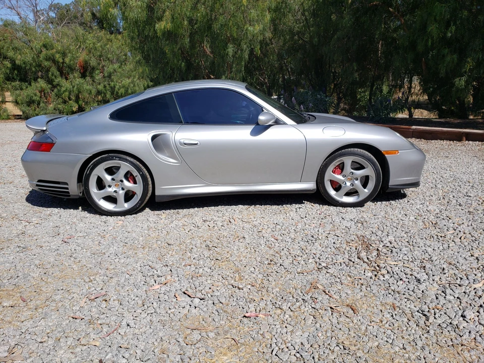 2001 Porsche 996 Turbo - Image 12 of 31