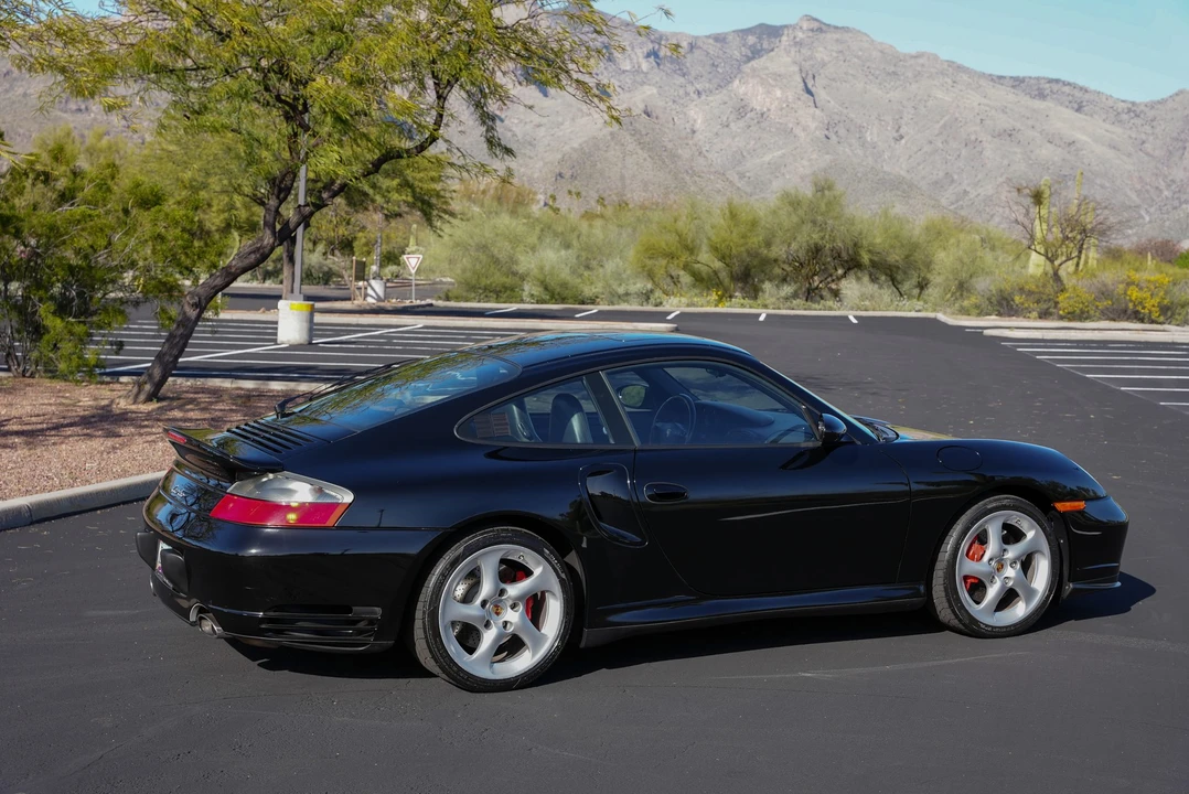 2001 Porsche 996 Turbo - Image 25 of 31