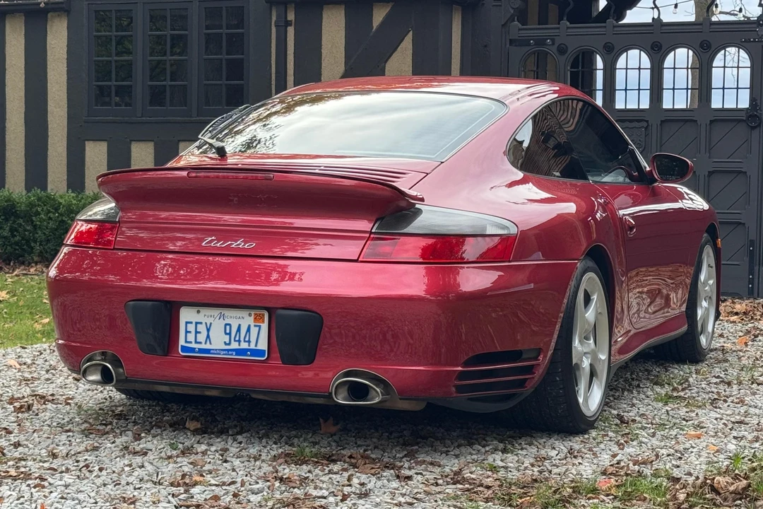 2001 Porsche 996 Turbo - Image 24 of 31