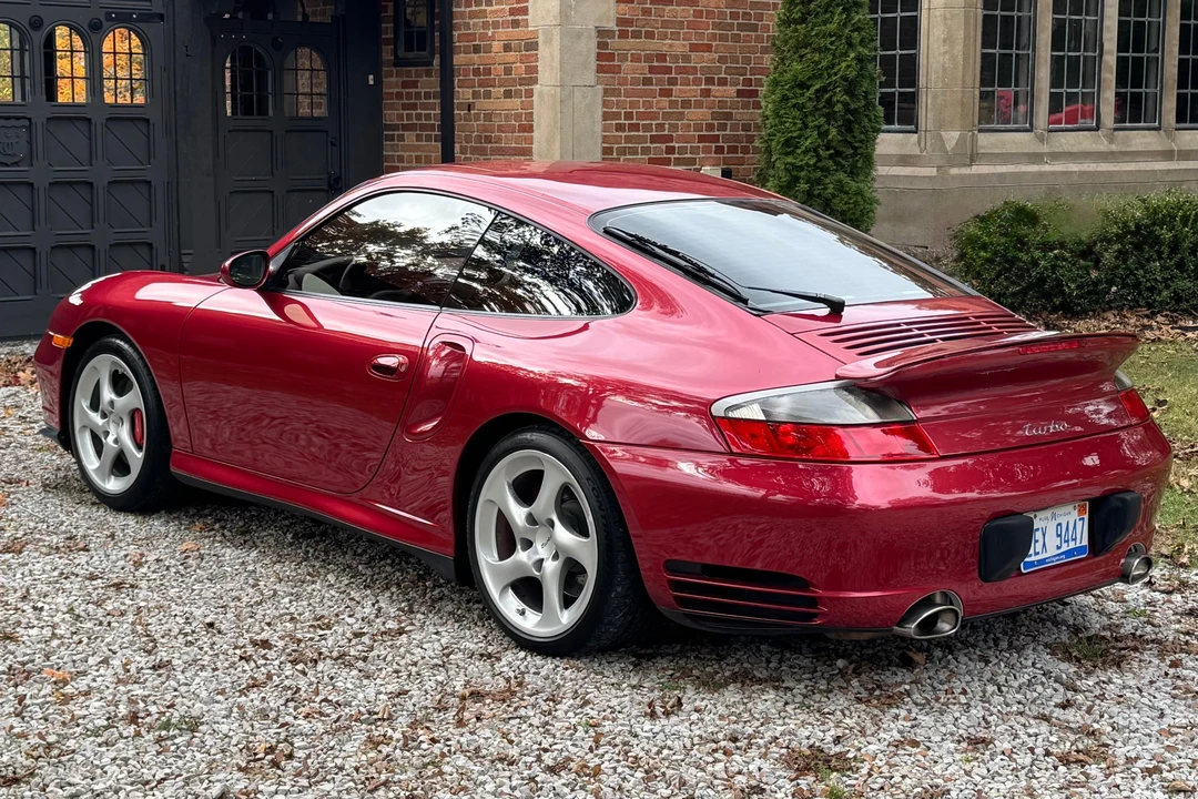2001 Porsche 996 Turbo - Image 15 of 31