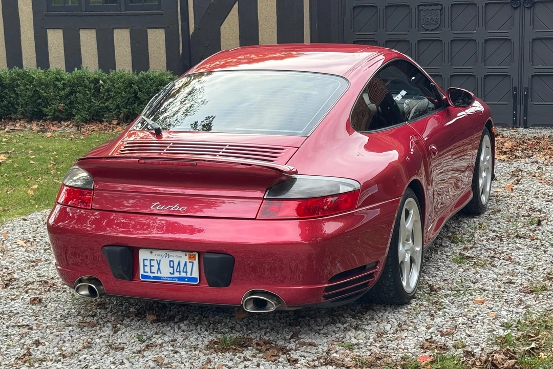 2001 Porsche 996 Turbo - Image 23 of 31