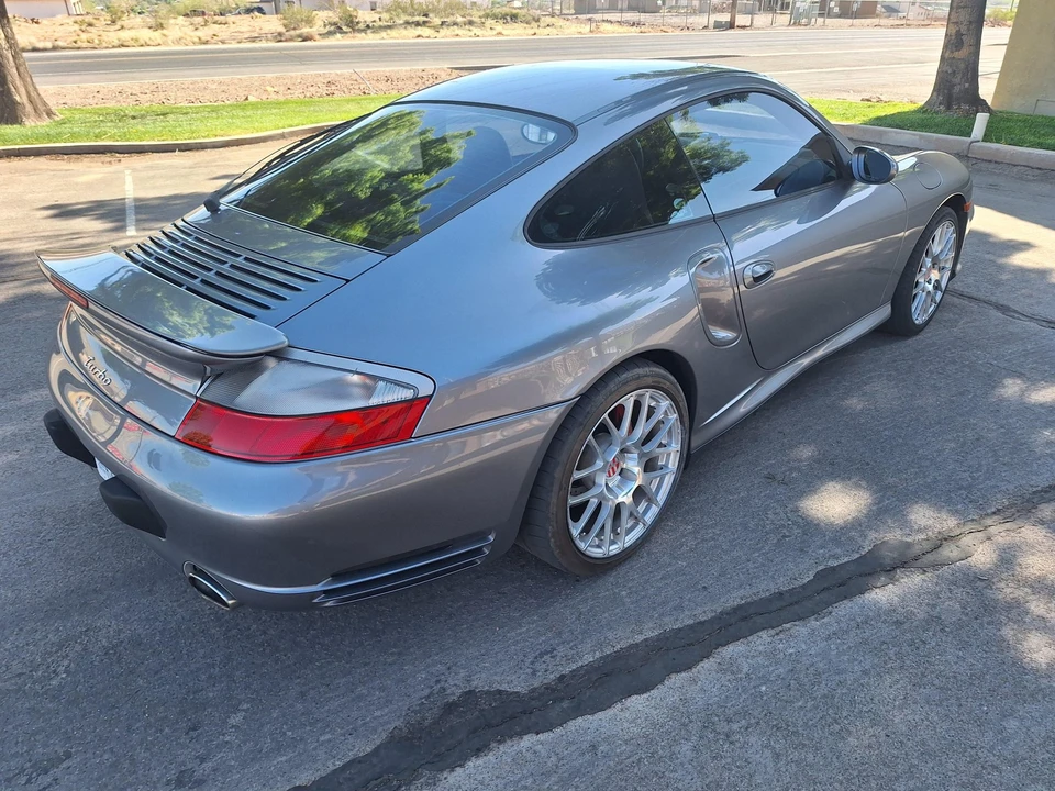2001 Porsche 996 Turbo - Image 12 of 31