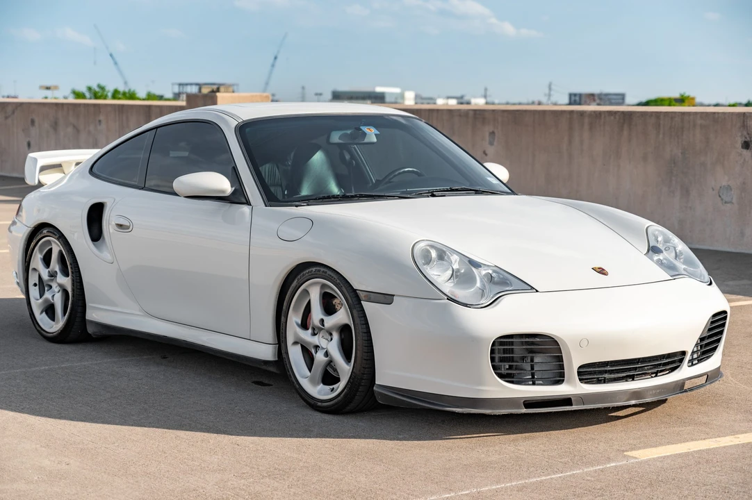 2001 Porsche 996 Turbo - Image 9 of 31
