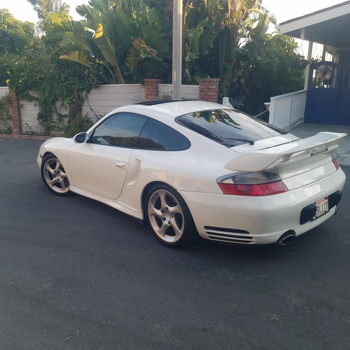 2001 Porsche 996 Turbo - Image 10 of 31