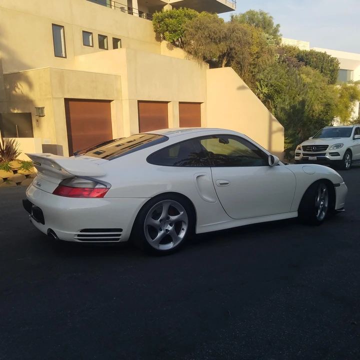 2001 Porsche 996 Turbo - Image 16 of 31