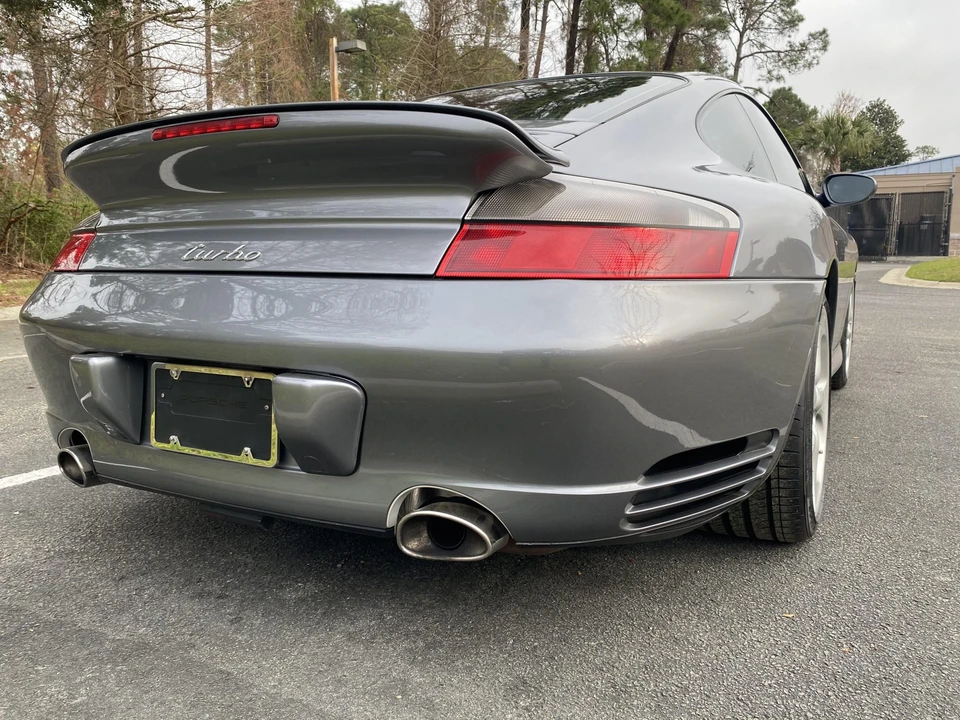 2001 Porsche 996 Turbo - Image 11 of 31
