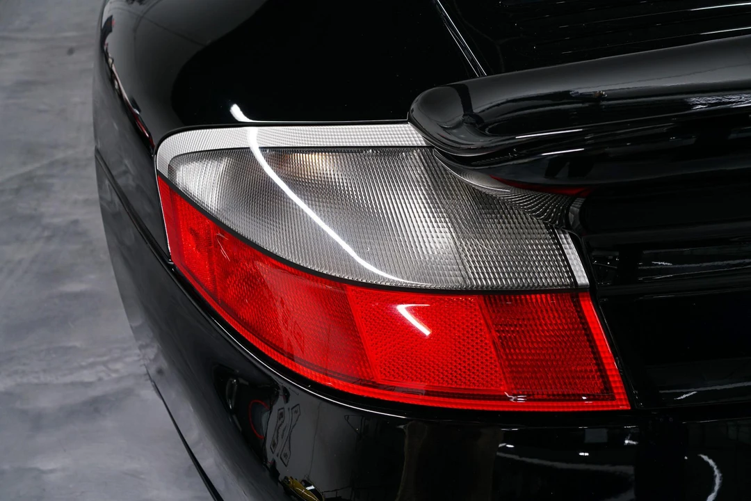 2001 Porsche 996 Turbo - Image 23 of 31