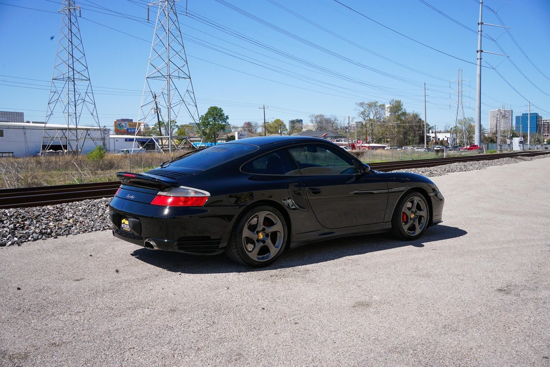 2001 Porsche 996 Turbo - Image 12 of 31