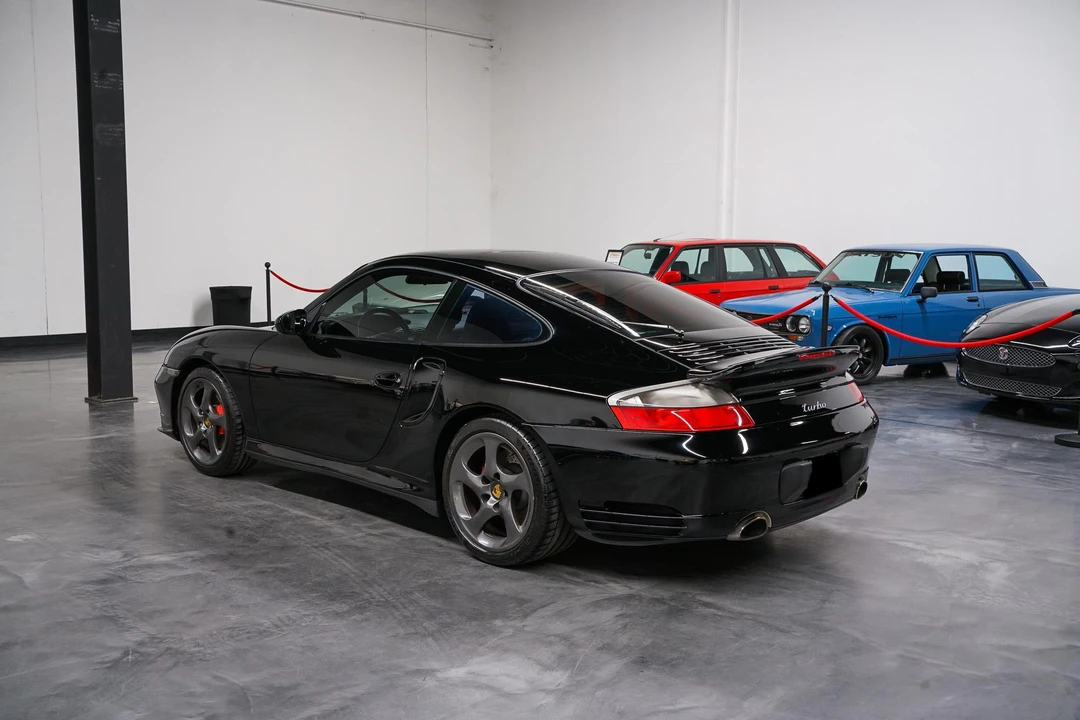 2001 Porsche 996 Turbo - Image 9 of 31