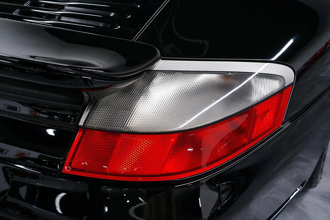 2001 Porsche 996 Turbo - Image 27 of 31