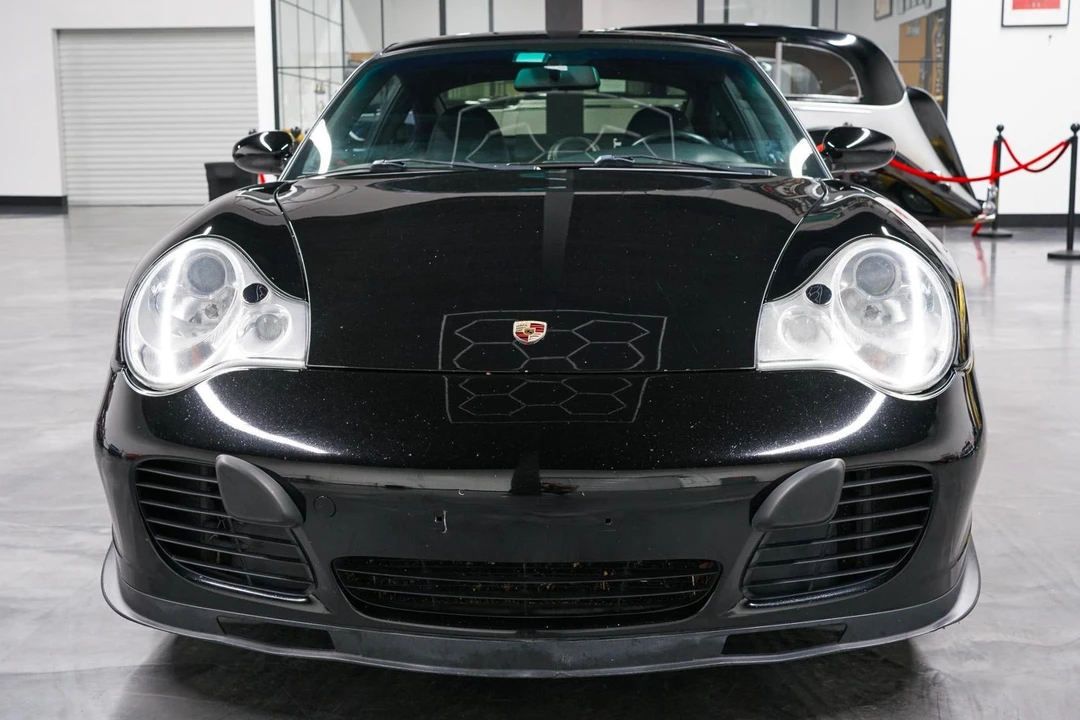 2001 Porsche 996 Turbo - Image 2 of 31