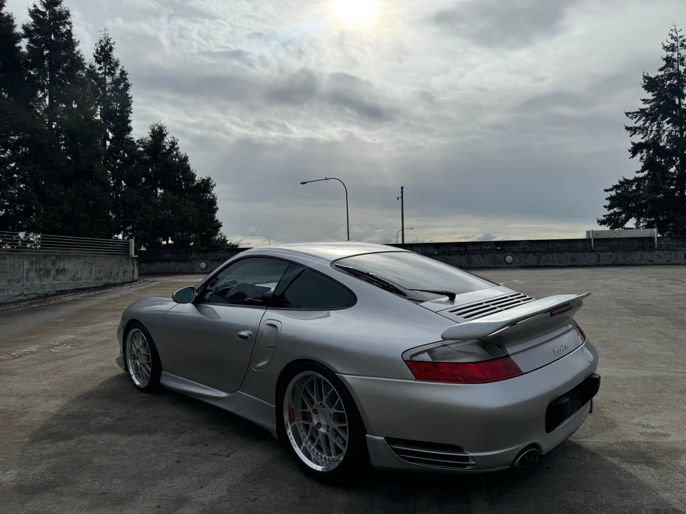 2001 Porsche 996 Turbo - Image 16 of 31