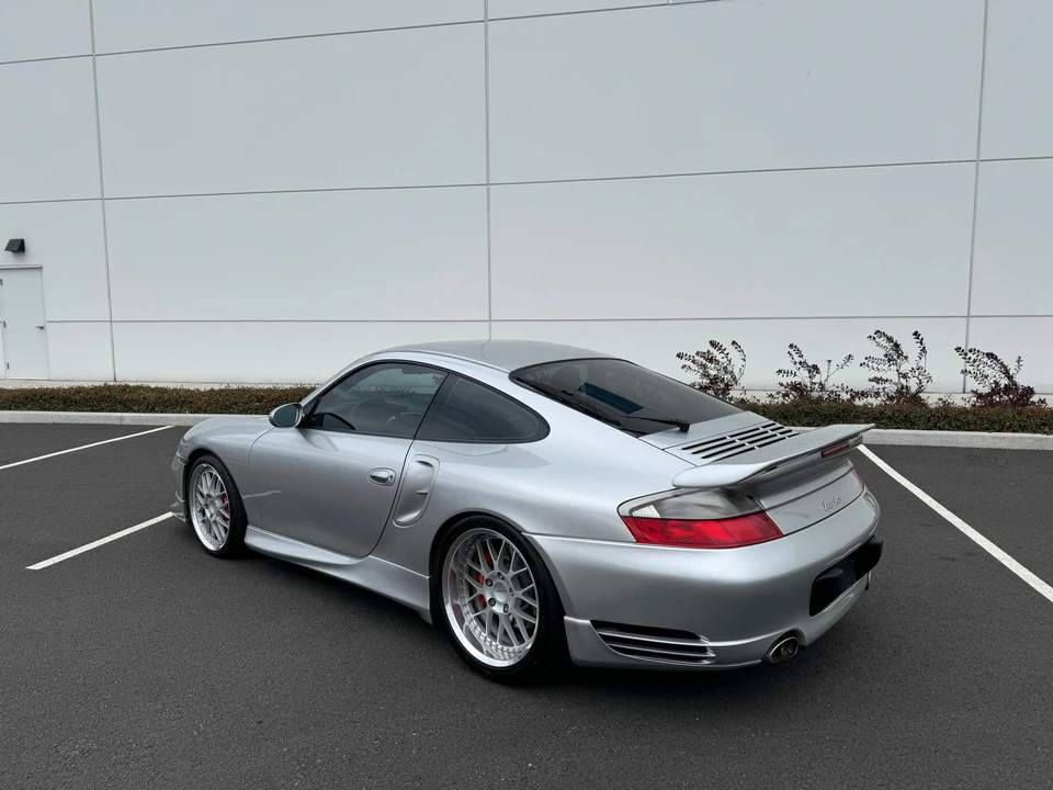 2001 Porsche 996 Turbo - Image 15 of 31