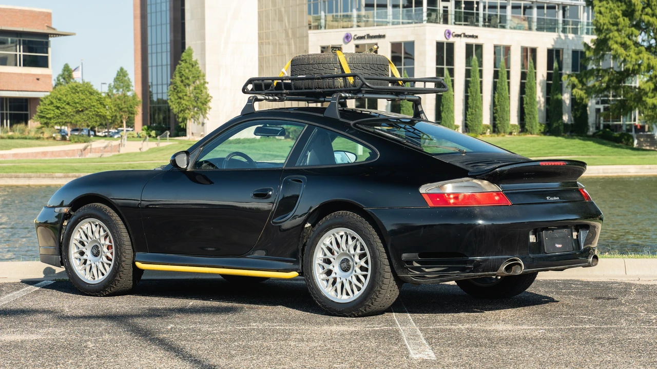 2001 Porsche 996 Turbo - Image 12 of 31