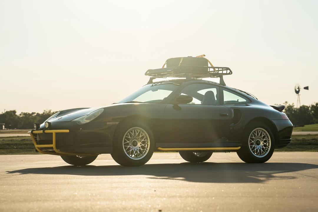 2001 Porsche 996 Turbo - Image 7 of 31