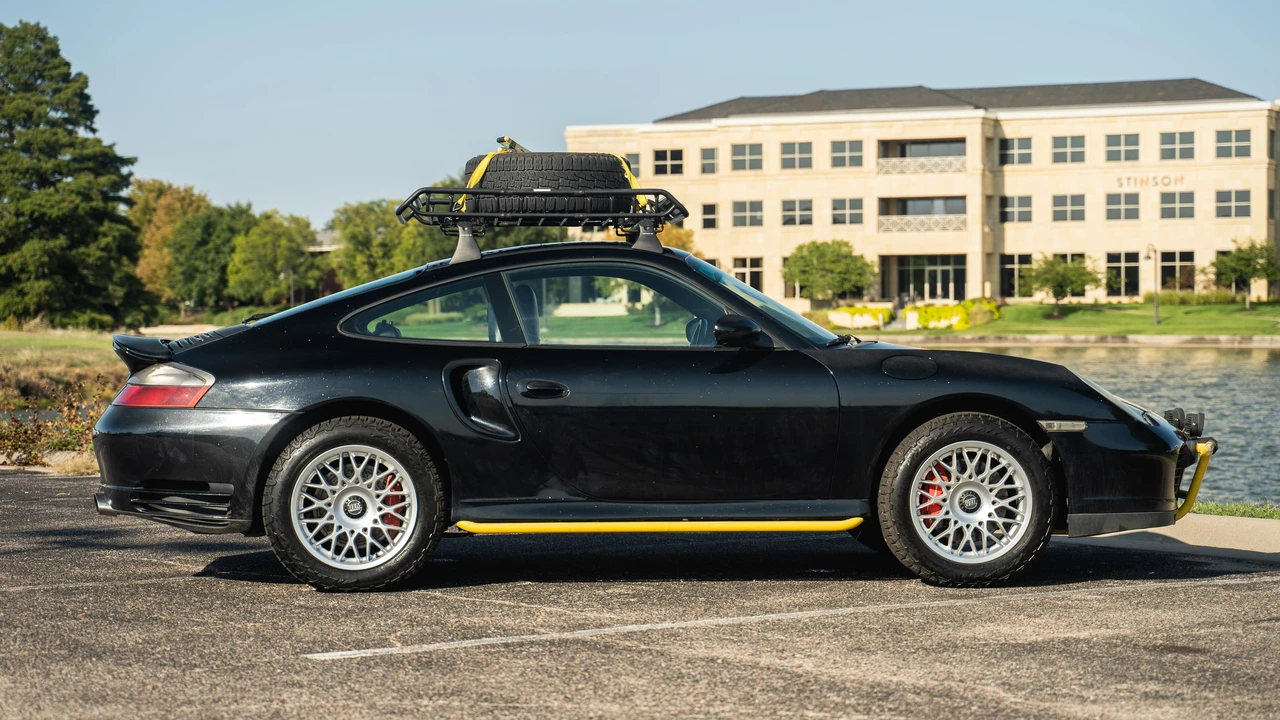 2001 Porsche 996 Turbo - Image 16 of 31