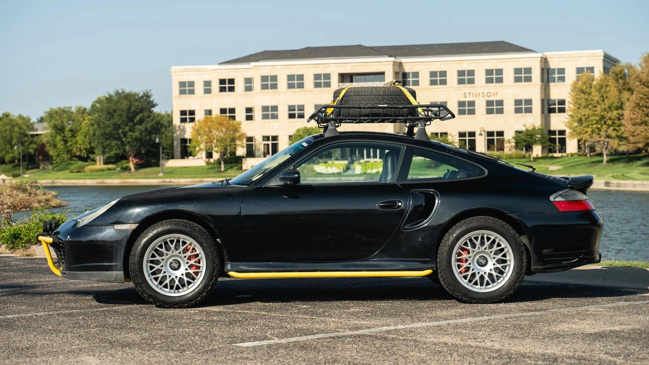 2001 Porsche 996 Turbo - Image 8 of 31