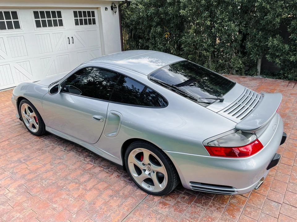 2001 Porsche 996 Turbo - Image 12 of 31