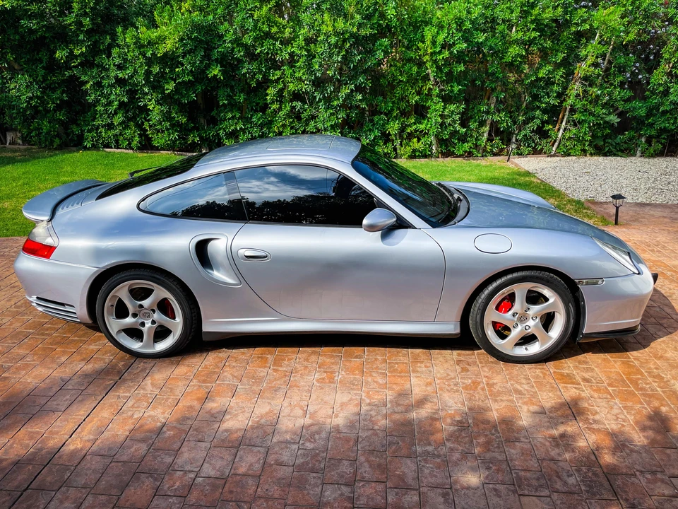 2001 Porsche 996 Turbo - Image 25 of 31