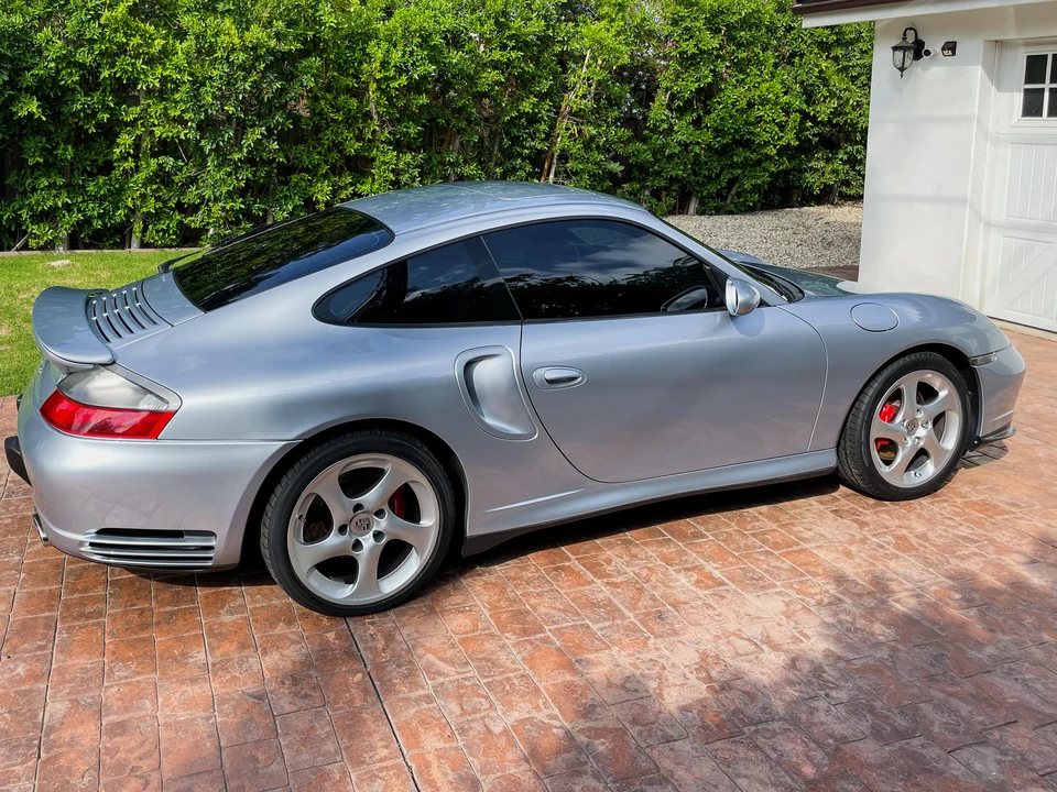 2001 Porsche 996 Turbo - Image 24 of 31