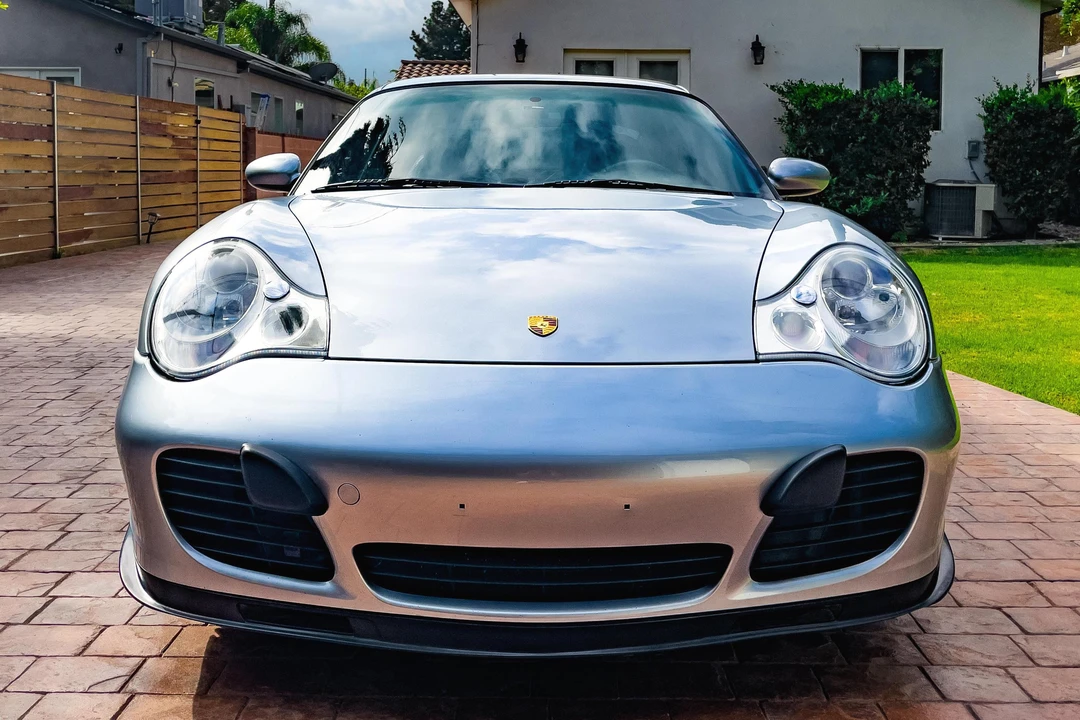 2001 Porsche 996 Turbo - Image 2 of 31