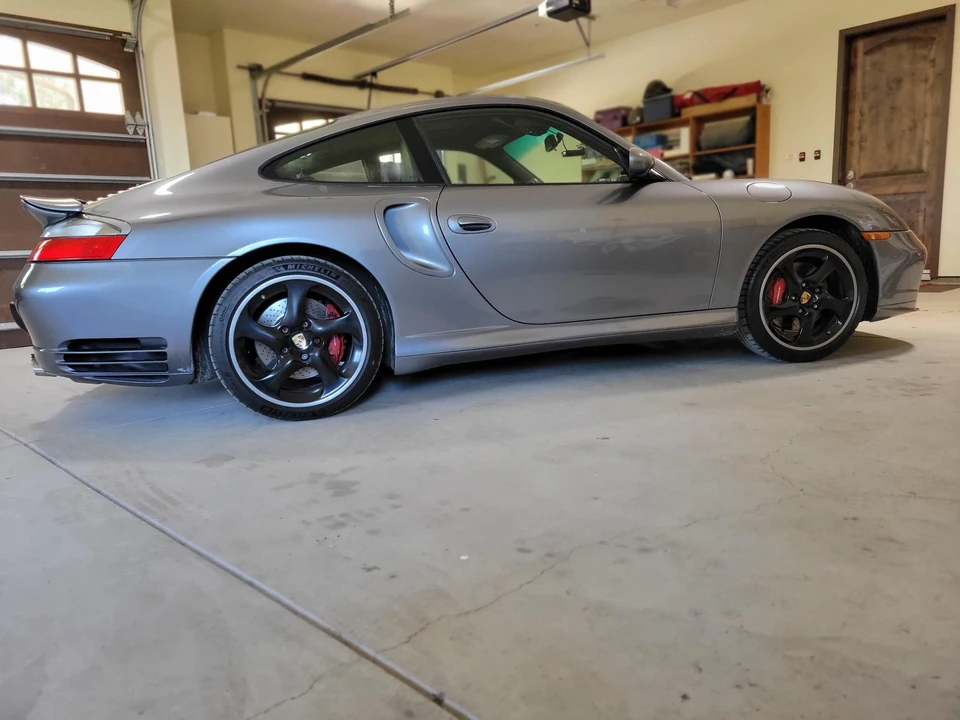 2001 Porsche 996 Turbo - Image 13 of 31