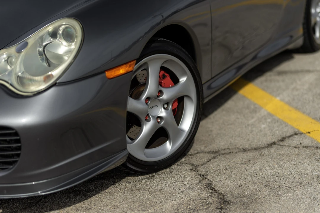 2001 Porsche 996 Turbo - Image 27 of 31