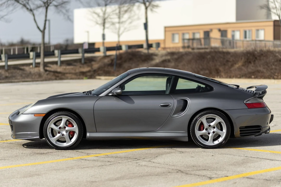 2001 Porsche 996 Turbo - Image 23 of 31
