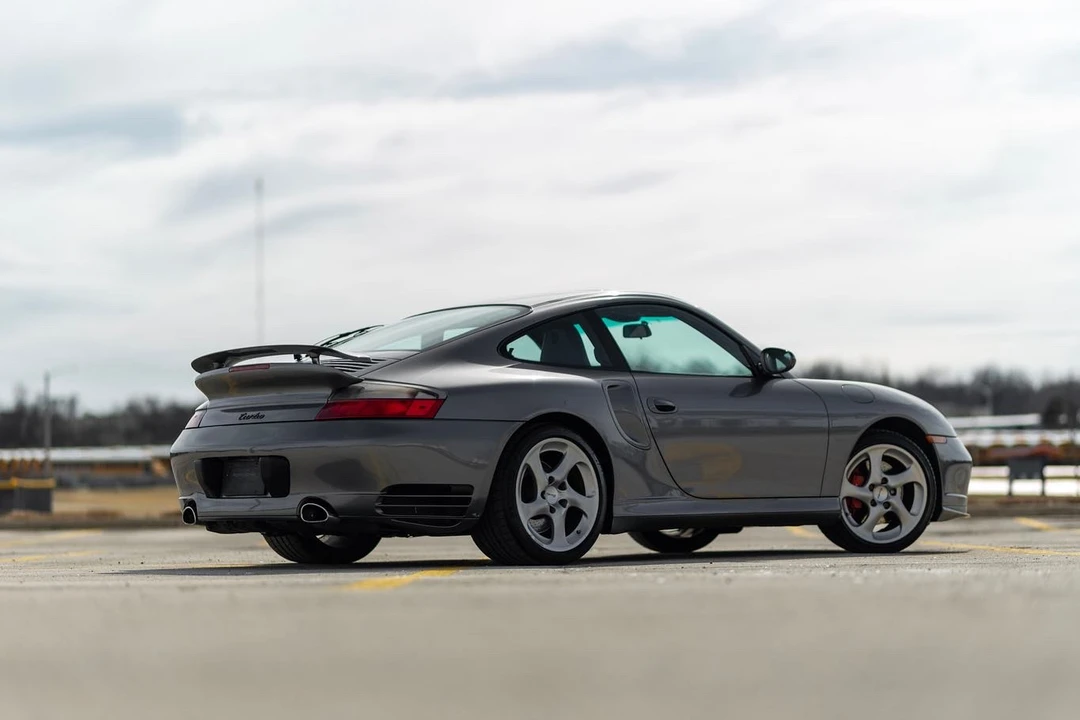 2001 Porsche 996 Turbo - Image 14 of 31