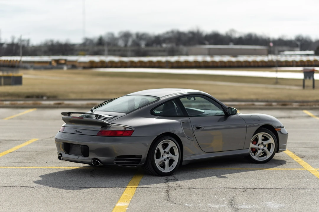 2001 Porsche 996 Turbo - Image 13 of 31
