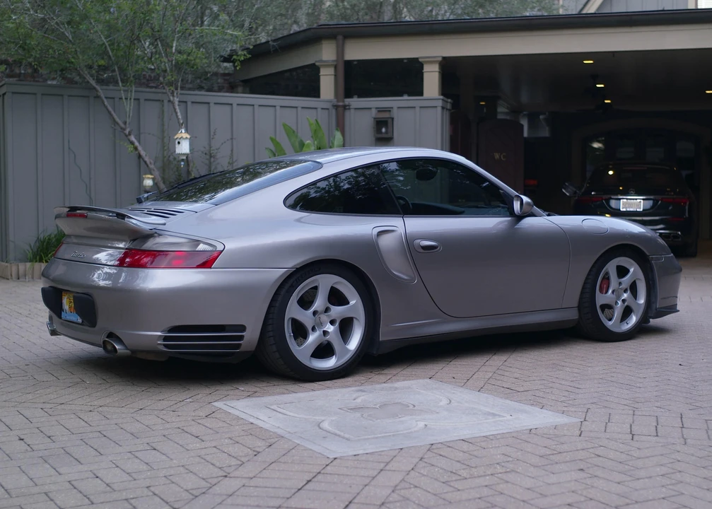 2001 Porsche 996 Turbo - Image 18 of 31
