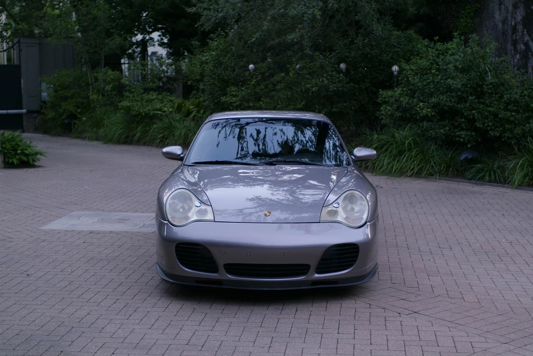 2001 Porsche 996 Turbo - Image 6 of 31