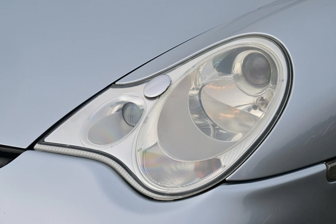 2001 Porsche 996 Turbo - Image 24 of 31