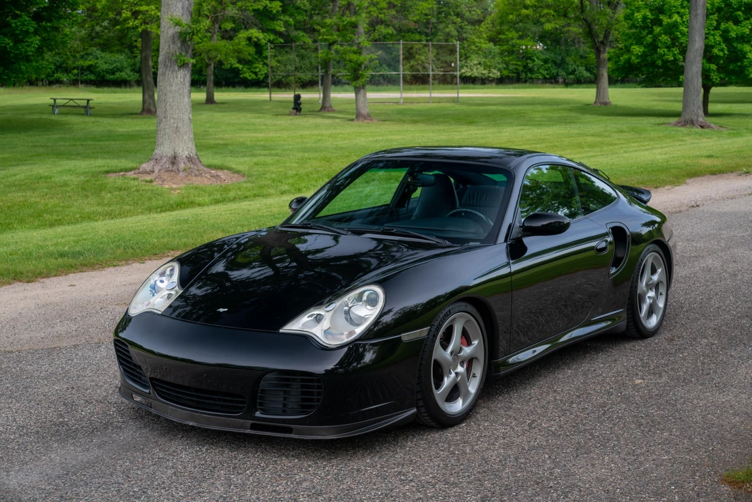 2001 Porsche 996 Turbo - Image 7 of 31