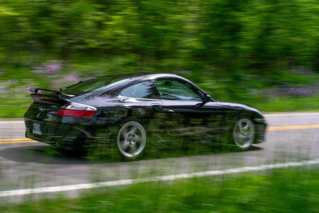 2001 Porsche 996 Turbo - Image 17 of 31