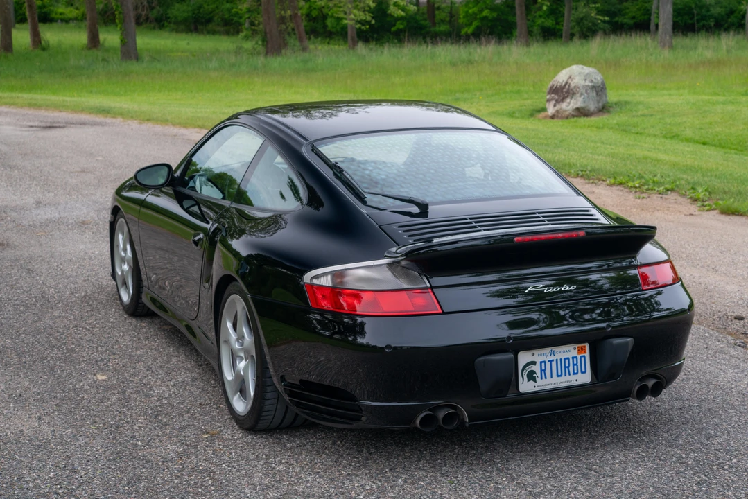 2001 Porsche 996 Turbo - Image 14 of 31
