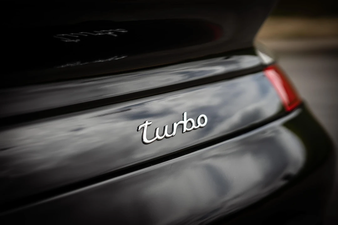 2001 Porsche 996 Turbo - Image 30 of 31