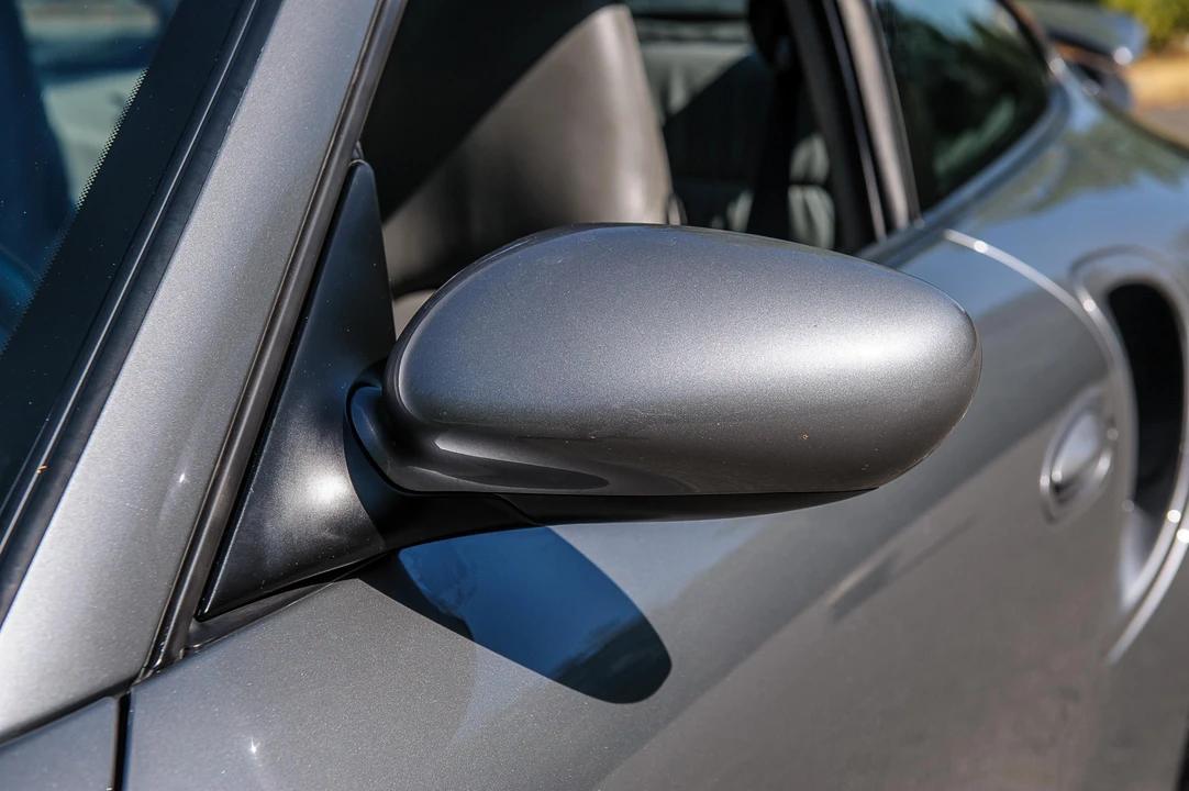 2001 Porsche 996 Turbo - Image 29 of 31