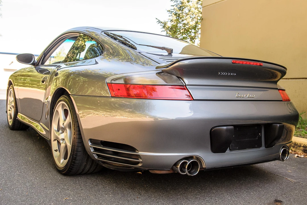 2001 Porsche 996 Turbo - Image 15 of 31