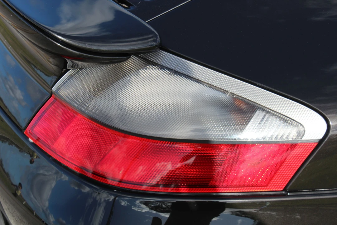 2001 Porsche 996 Turbo - Image 23 of 31