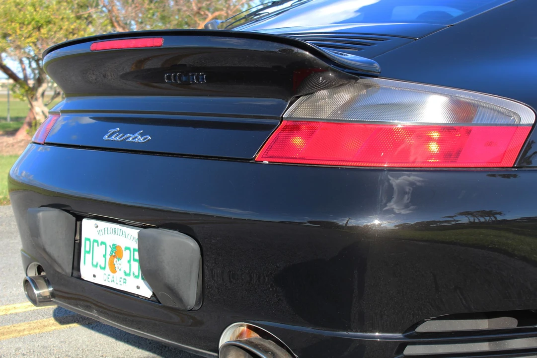 2001 Porsche 996 Turbo - Image 14 of 31