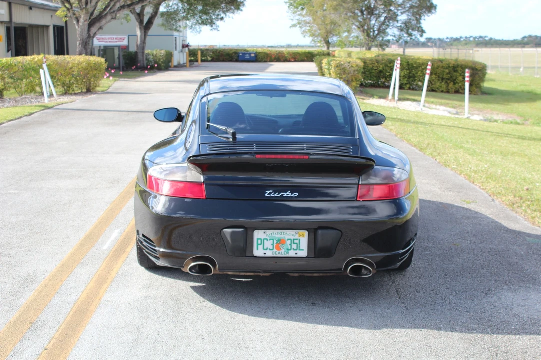 2001 Porsche 996 Turbo - Image 7 of 31